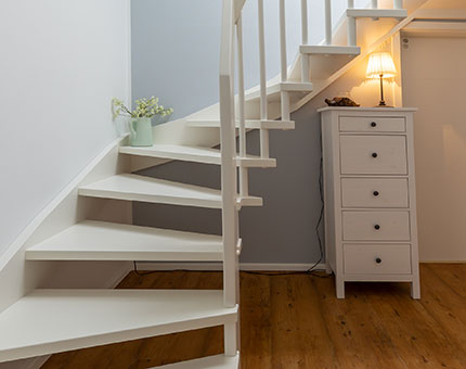 Handlauftragende Treppen | Carstens Tischlerei, Hude